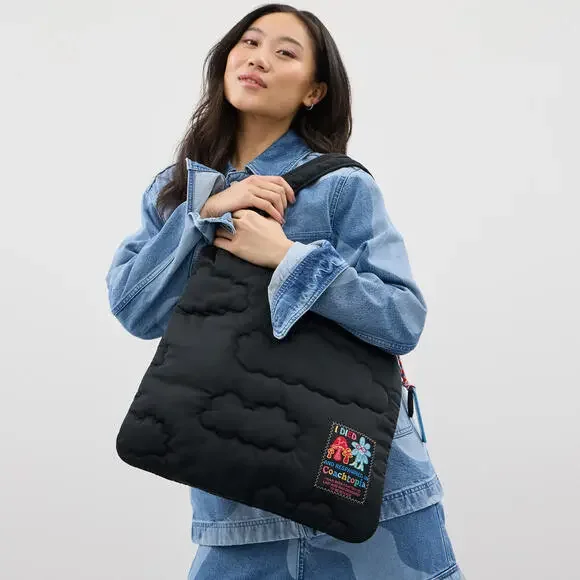 【Coachtopia】Loop Flat Tote With Cloud Quiltingトートバッグ Coachtopia Loop Flat Tote With Cloud Quilting | Coachtopia ™